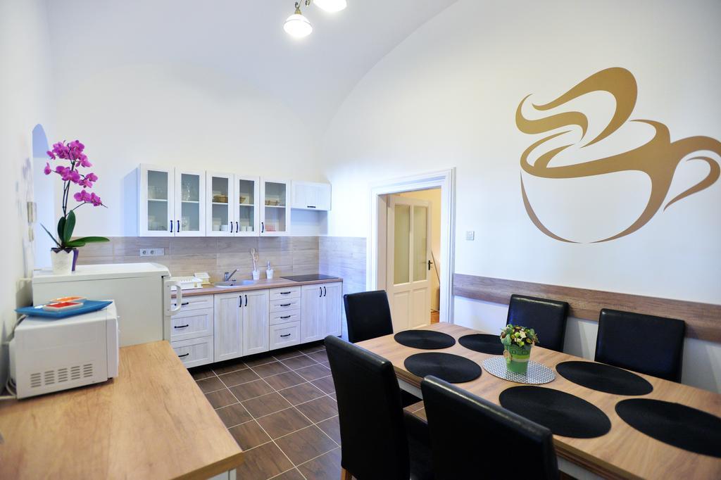 Foter Apartment